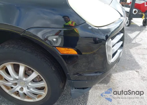 2008 Porsche Cayenne z USA, uszkodzony, nr VIN WP1AA29P78LA07226